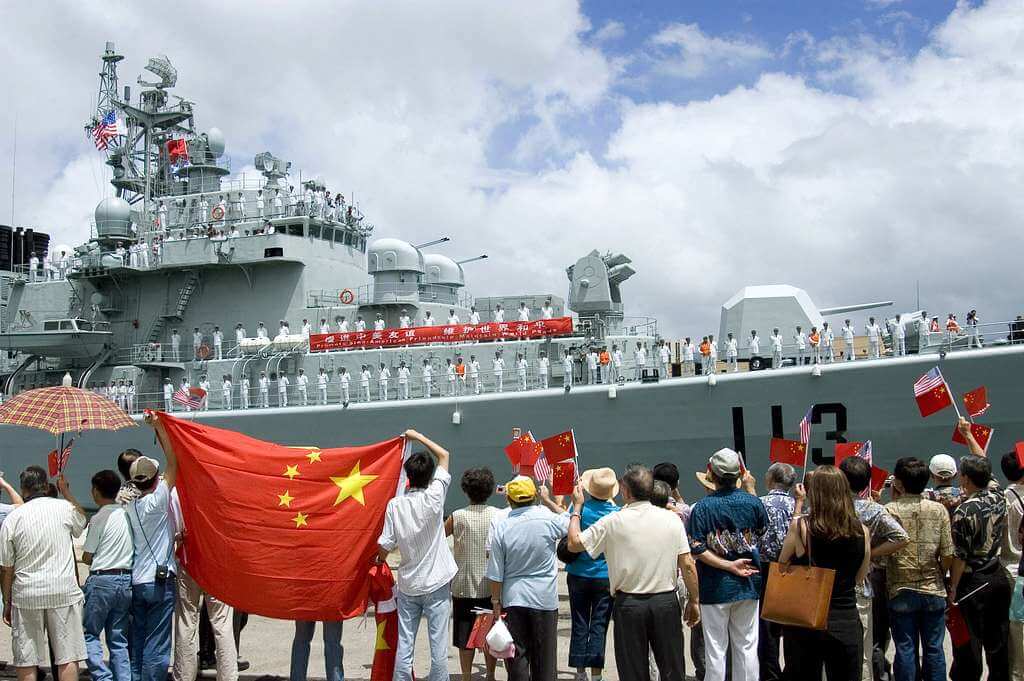 The Chinese naval vessel Qingdao in 2006. © Picryl