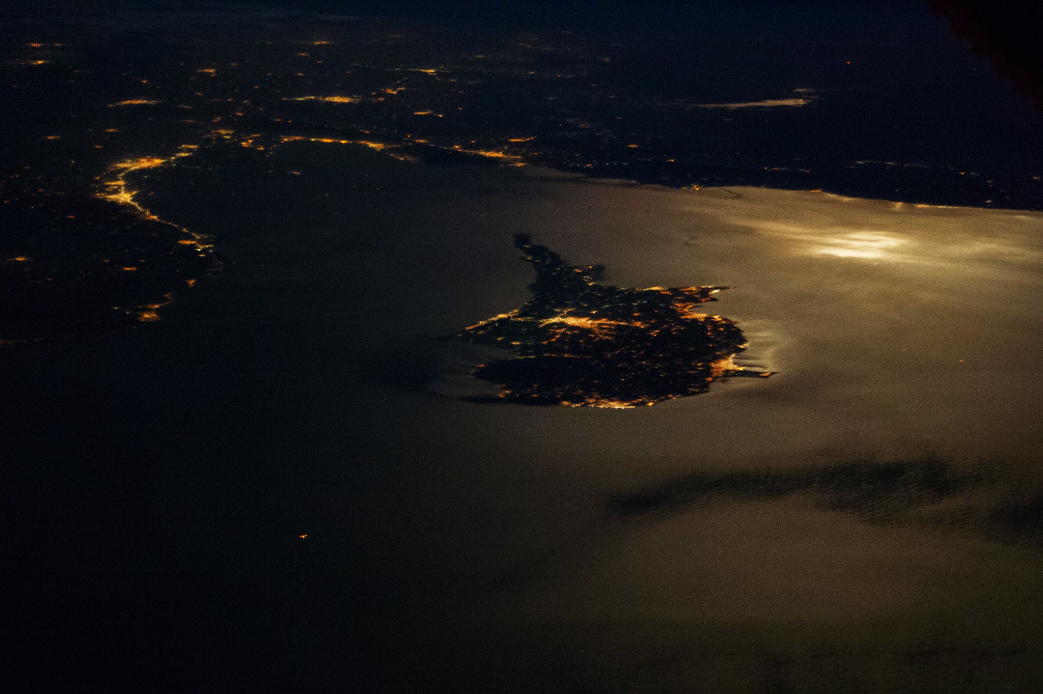 Cyprus seen from the air at night. © Stuart Rankin / Flickr